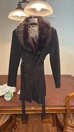Blanc Noir Black Lace Coat with Fur Collar