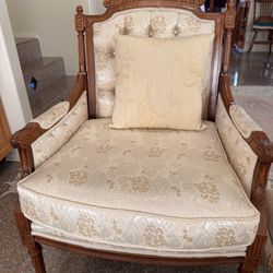 Sofa Set - Make Offer 