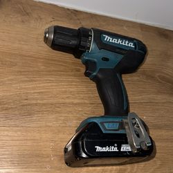 Makita drill w/battery