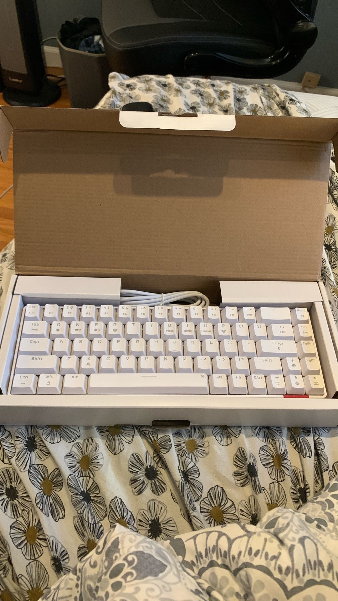 LED Mechanical Wireless Keyboard RGB Backlit White