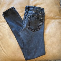 Miss Me Skinny Jeans Size 28