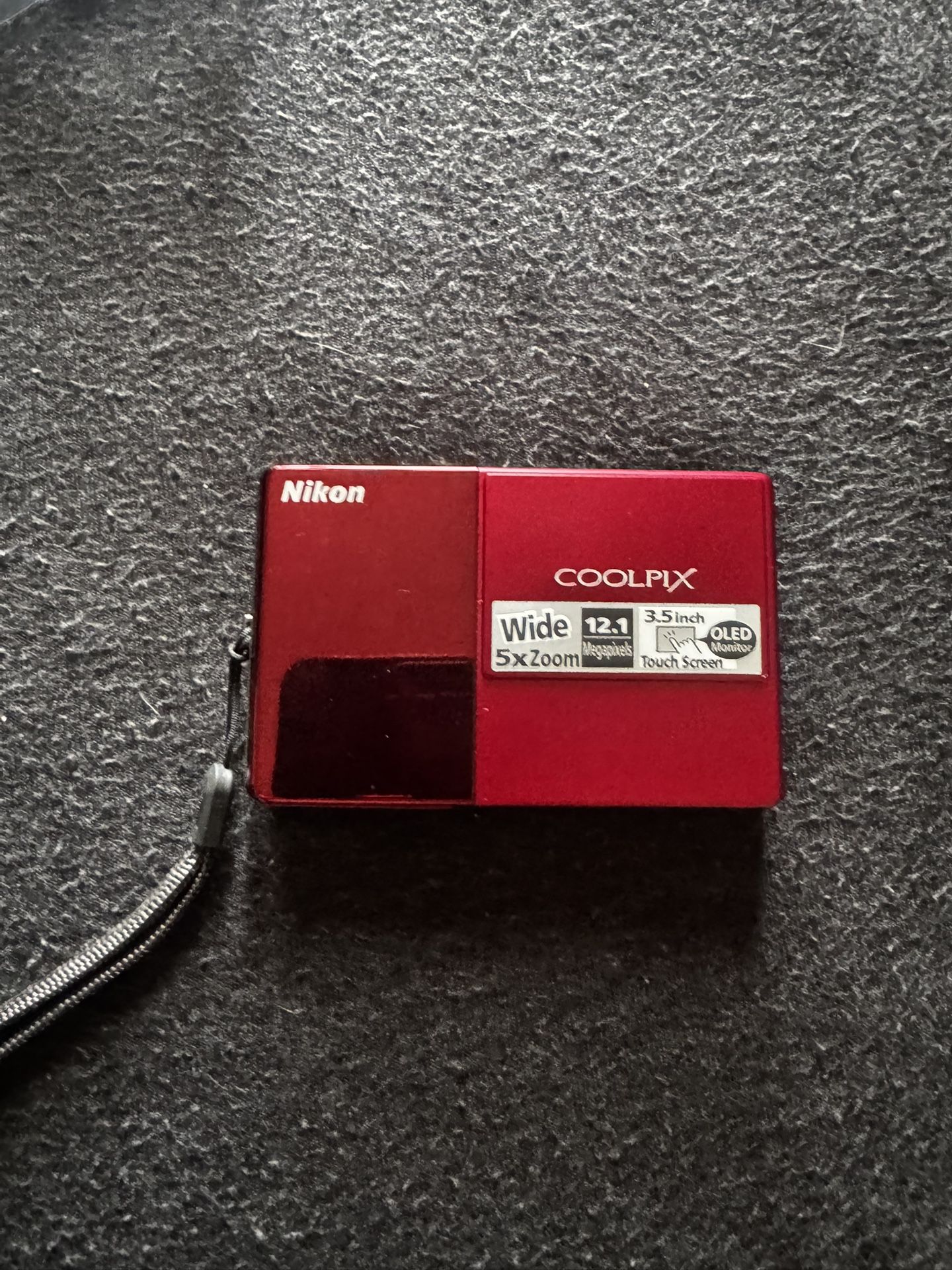 Nikon Coolpix S70 Digital Camera Digicam