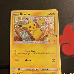 Pikachu Holographic
