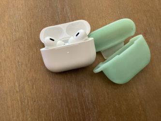 AirPods Pro 2nd generation with cover and charger