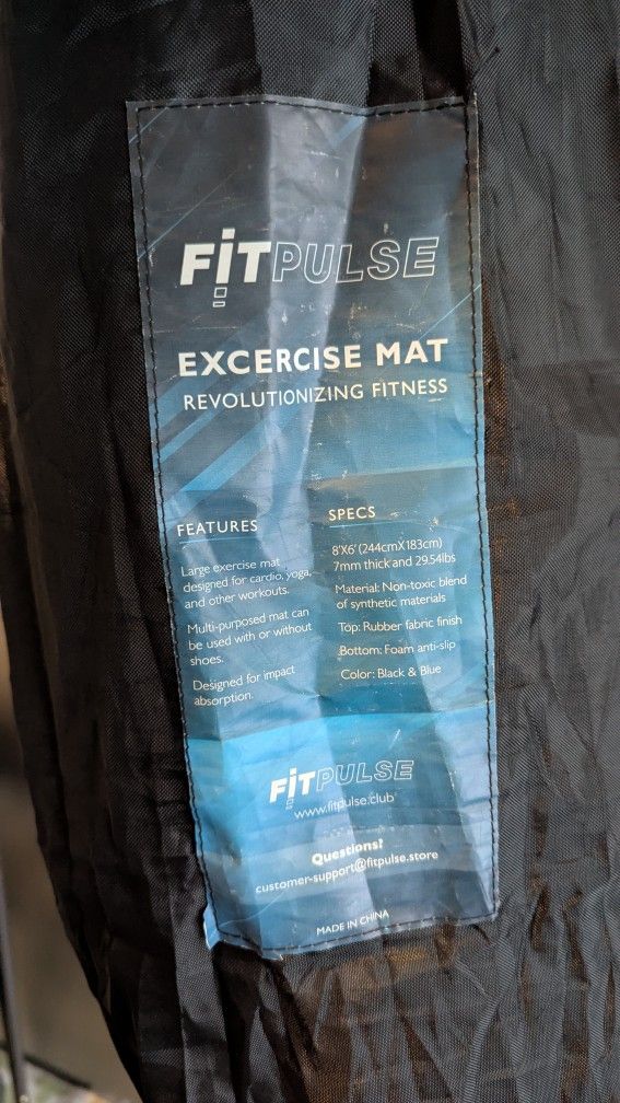 Extra Large Exercise Mat. 8' X 6'. 7mm Thick.