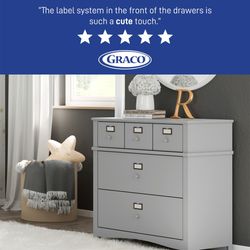 Crib and dresser set