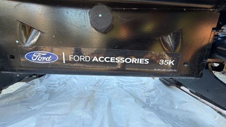 Ford 5th wheel hitch 35,000lbs