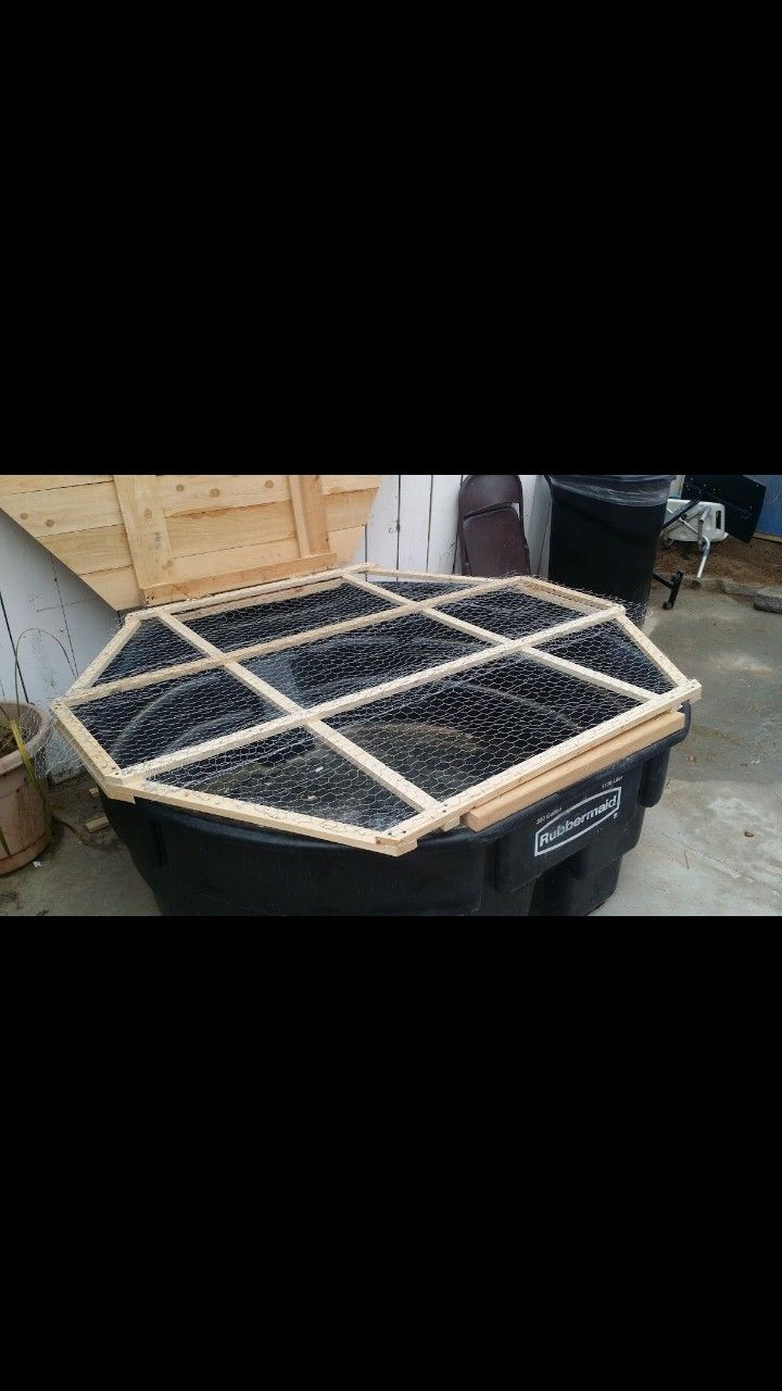 300 gallon Rubbermaid stock tank for Sale in Vista, CA OfferUp