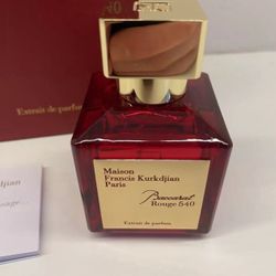 Baccarat Cologne 