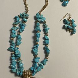 Beautifully Crafted Necklace And Earrings 