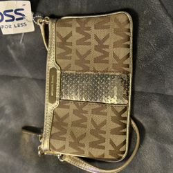 Michael Kors Wristlet