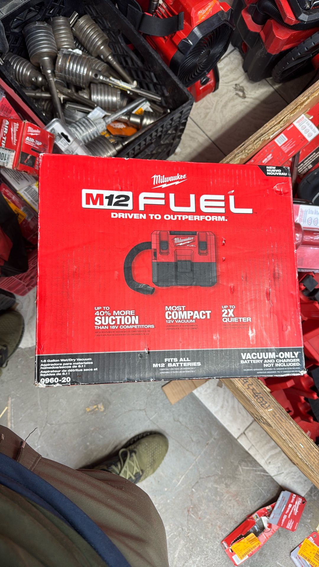 Milwaukee M12 1.6 Gallon Wet And Dry Vacuum
