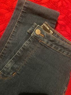 PrettyLittleThing Blue Straight Leg Jeans