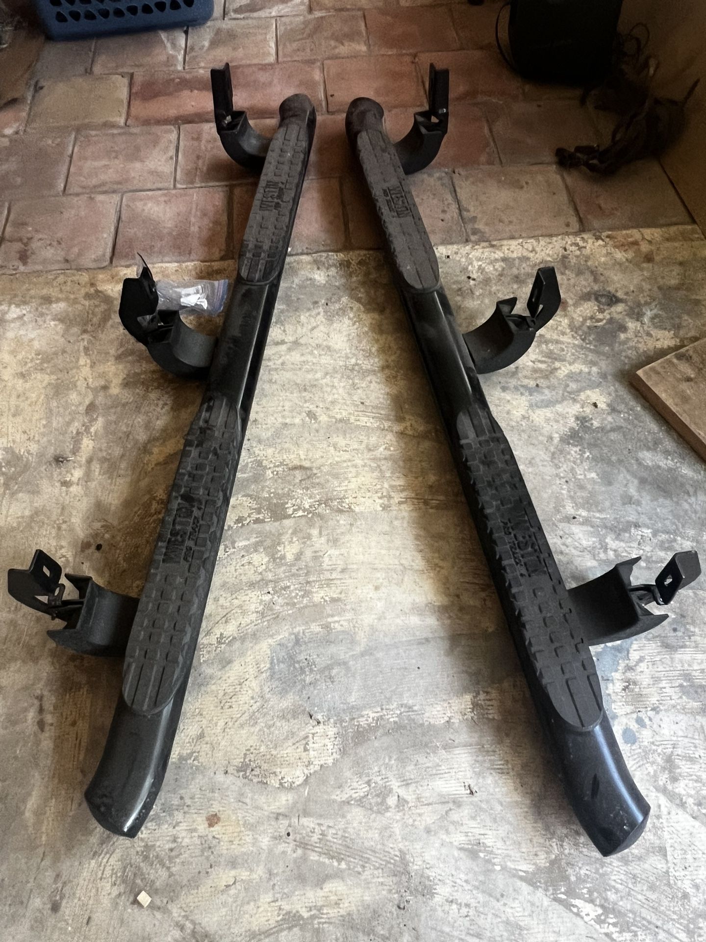 Westin Pro Traxx 4 Running Boards