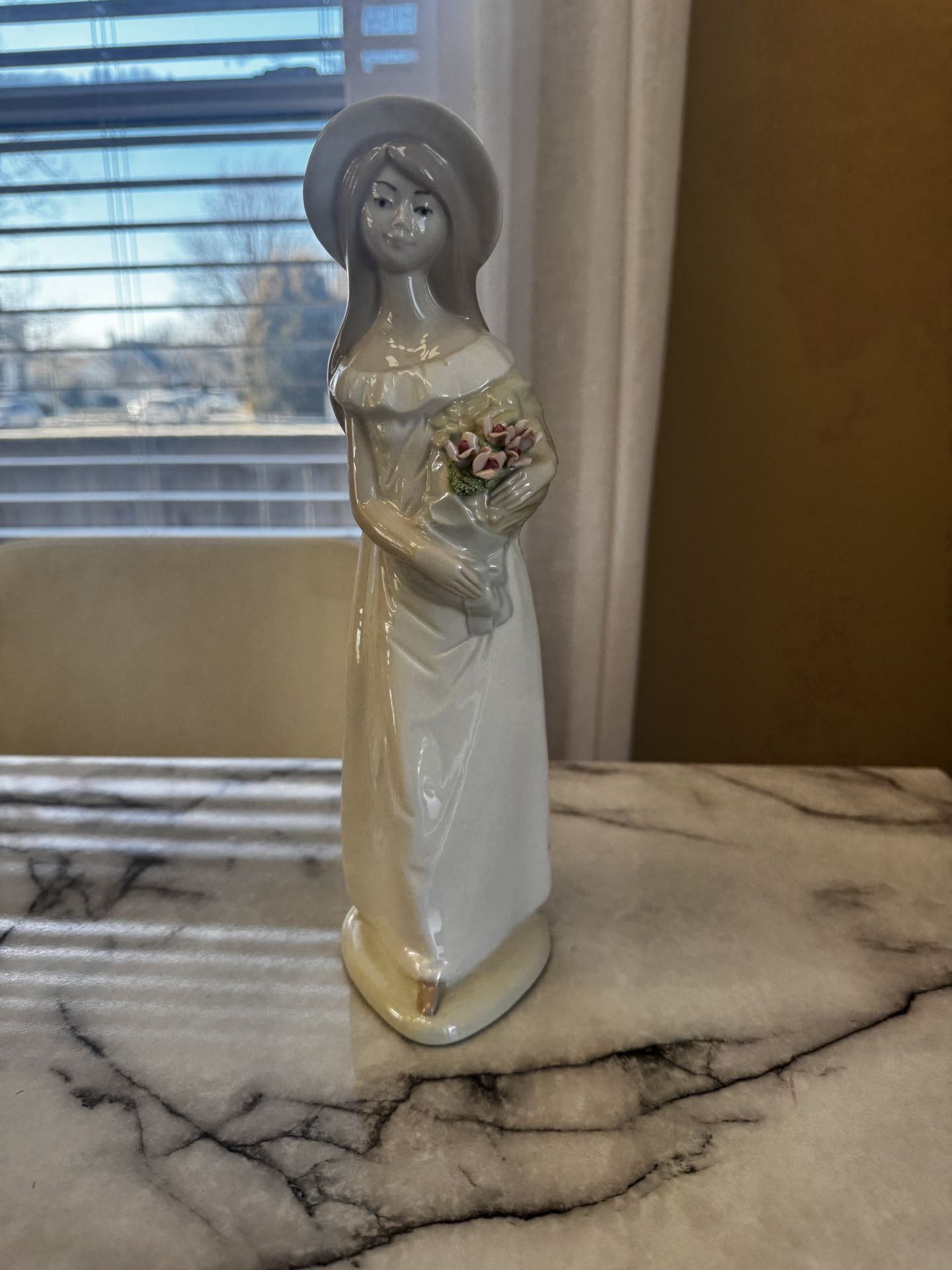 Lladro Figurine