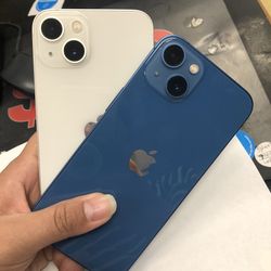 iPhone 13 128gb unlocked sold with store warranty | Each 