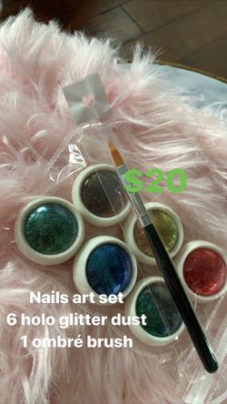 Holo nails art glitter