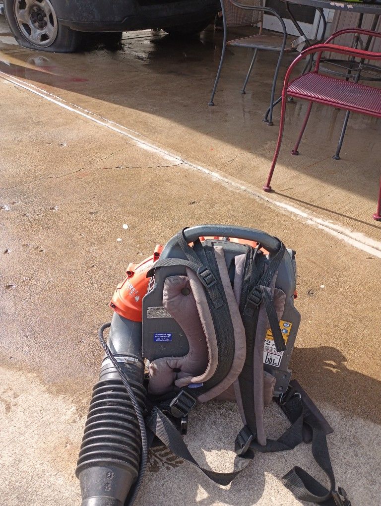 Husqvarna Backpack Leaf Blower