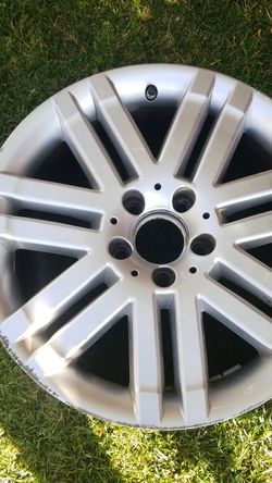 Mercedes C3 00 wheel with sensor 8.5X17