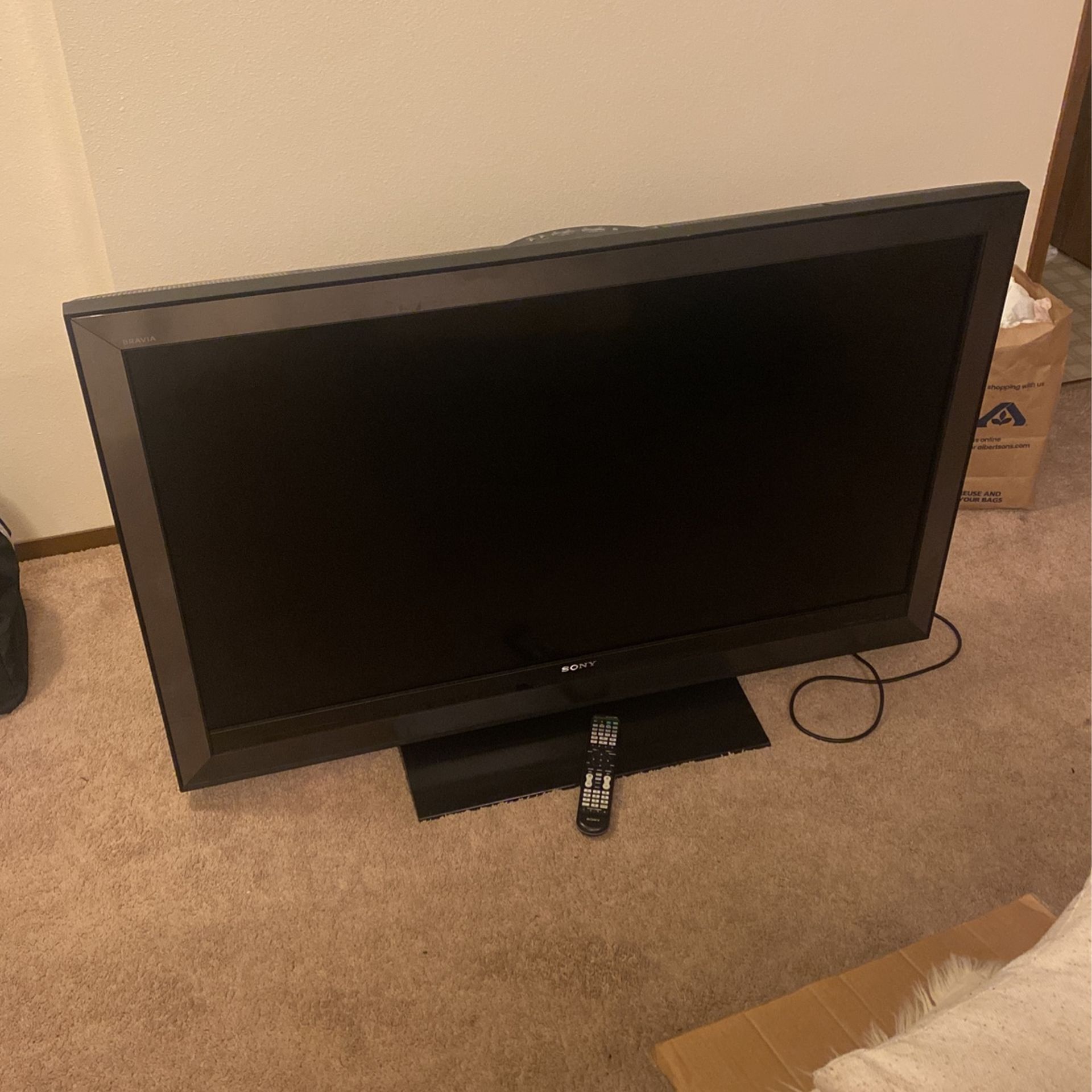 52 Inch Sony LCD Digital Flat Screen Television