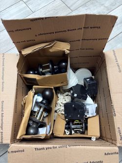 Mixed Lot Door Knobs and Hardware