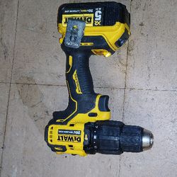 Dewalt Drill With Battery And Charger