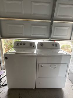 Whirlpool Washing Machine Dryer Set