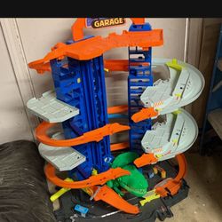 Hot wheels Garage 