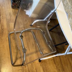 Clear chair 