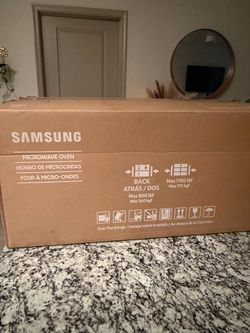 Brand New Samsung Microwave
