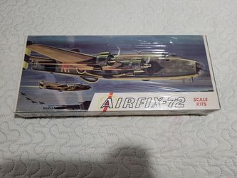 Airplane model kit
