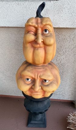 MARTHA STEWART STACKED PUMPKINS DECOR