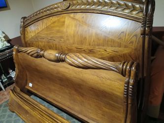 Eastern King. Headboard. And. Footboard W/rails All Solid Wood