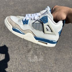 Jordan 4