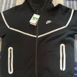 Nike Tech Fleece 