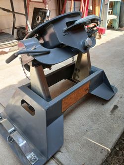B&W Companion Hitch
