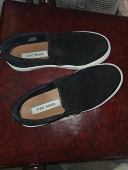 Steve Madden Slip On Shoes
