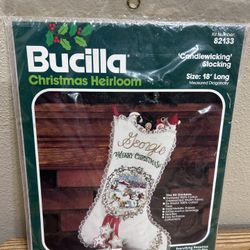 Sealed Bucilla Christmas Heirloom Candlewicking Stocking Kit Scenic Wreath 82133