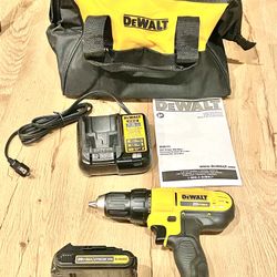DeWALT Drill, Battery, Charger, Storage Bag