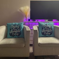 Living Room, Studio Chair(2)