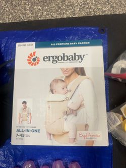 Ergo baby carrier