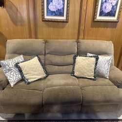 Reclining Sofa Set 