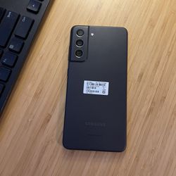 Samsung Galaxy S21FE 5G fully unlocked 128gb great condition black color 