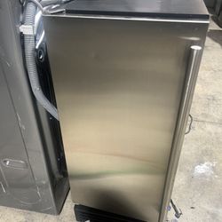 MAXX ICE ice maker 50 pounds 