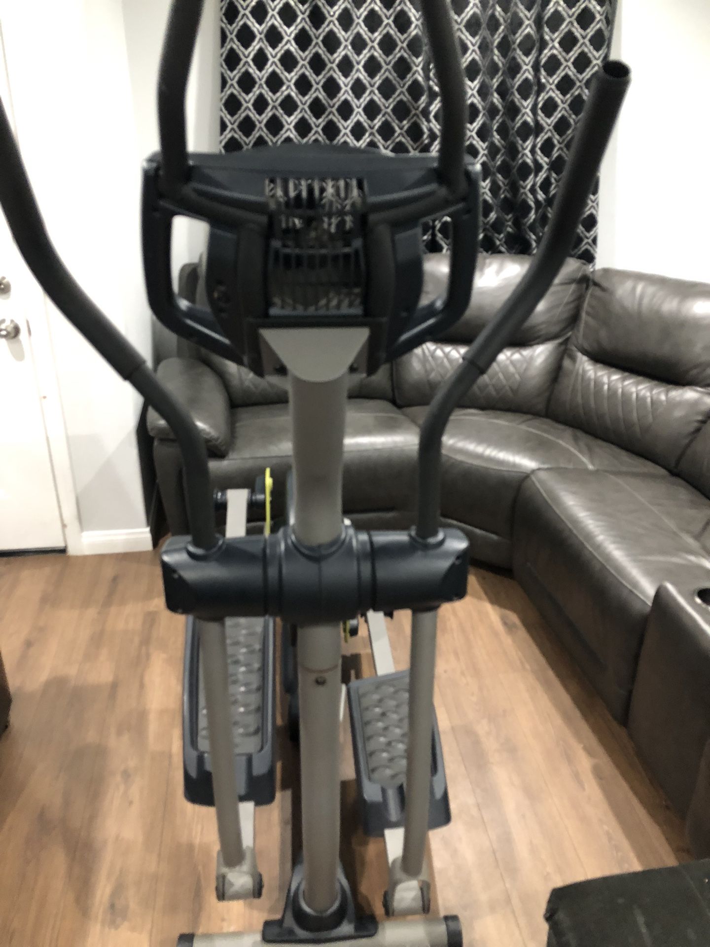 Pro Form 900 Exercise equipment excellent condition