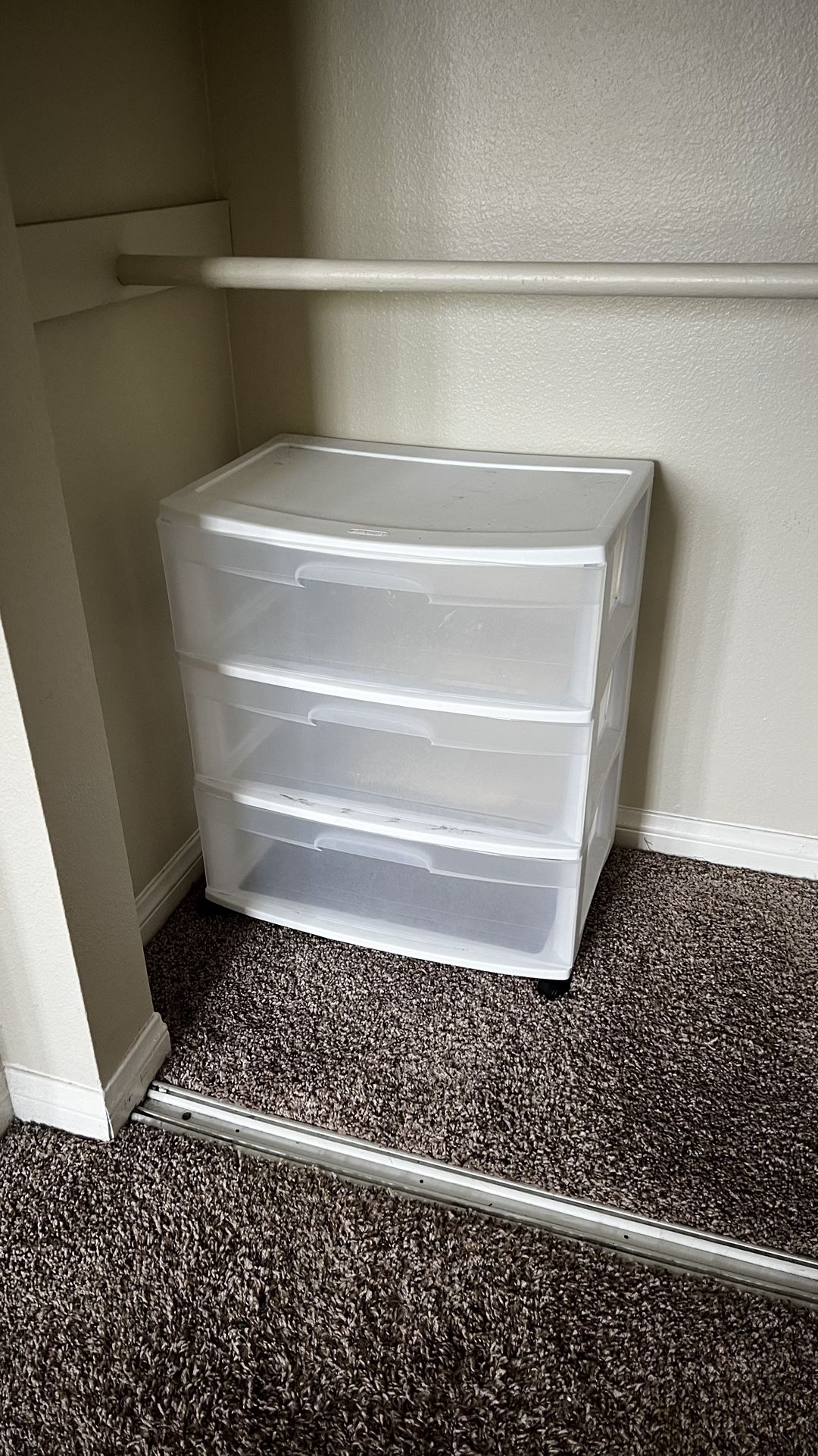 plastic drawers