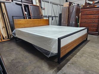 King bed and mattress