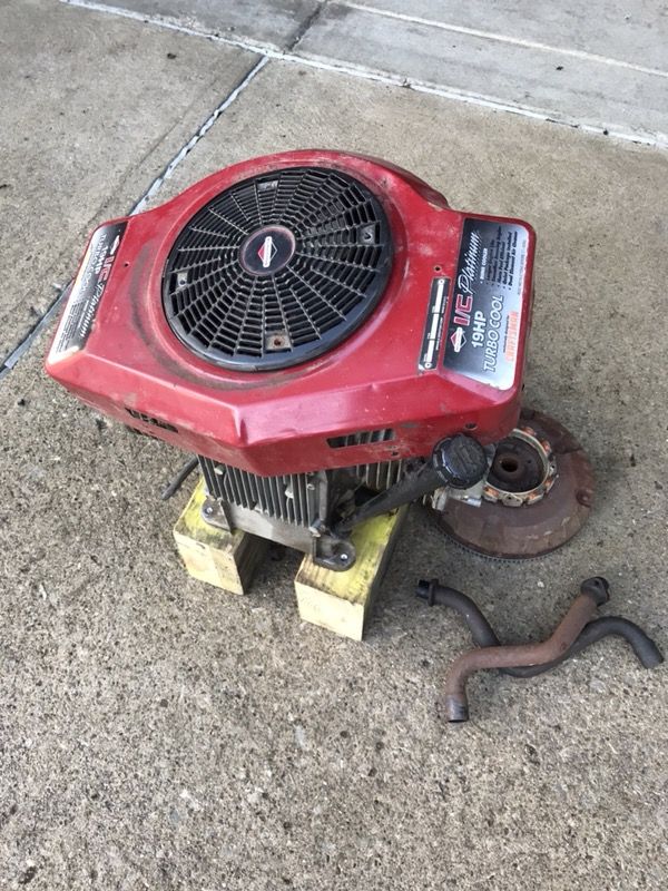 Briggs & Stratton Opposed Twin Engine