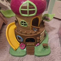 Lil Woodzeez Acorn Tree House