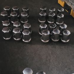 Chevy silverado   nuts